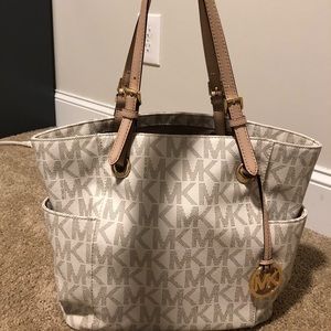 Michael Kors Tote
